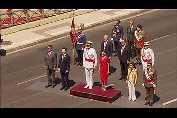 El rey muestra su gratitud a los 186 militares españoles caídos por la paz