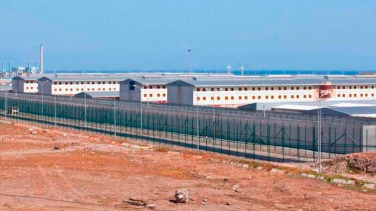 Otra agresión de un preso a trabajadores en Las Palmas II