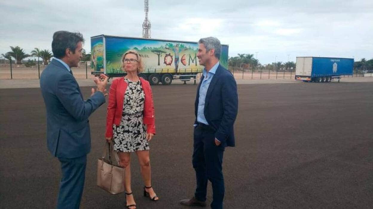 La alcaldesa visita las instalaciones del Circo del Sol en Meloneras