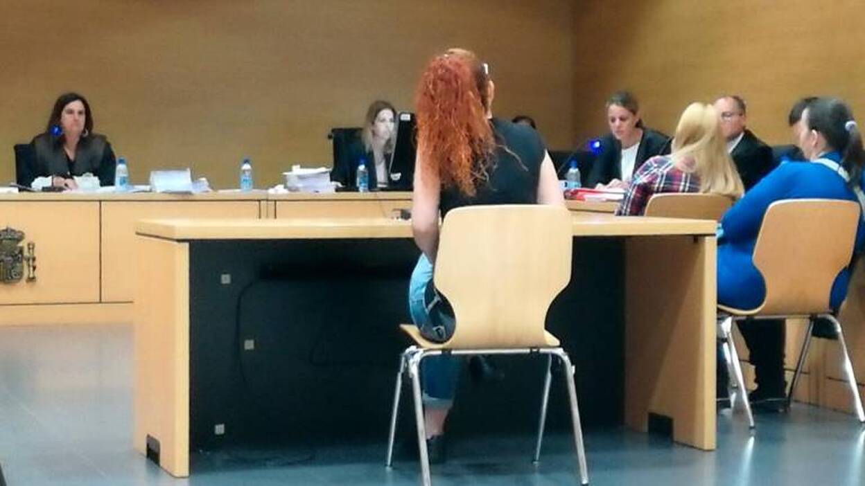 «Papá Núñez le da 100 euros a los rumanos y lo desaparecen en El Confital»