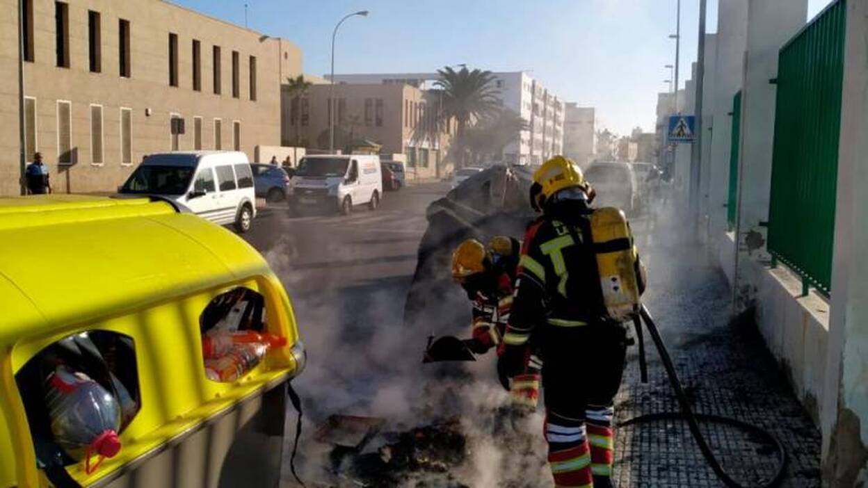Arrestos por la quema de contenedores