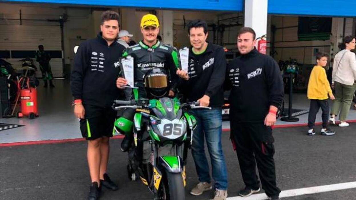 Abián gana la primera carrera en Estoril y hoy puede ser campeón