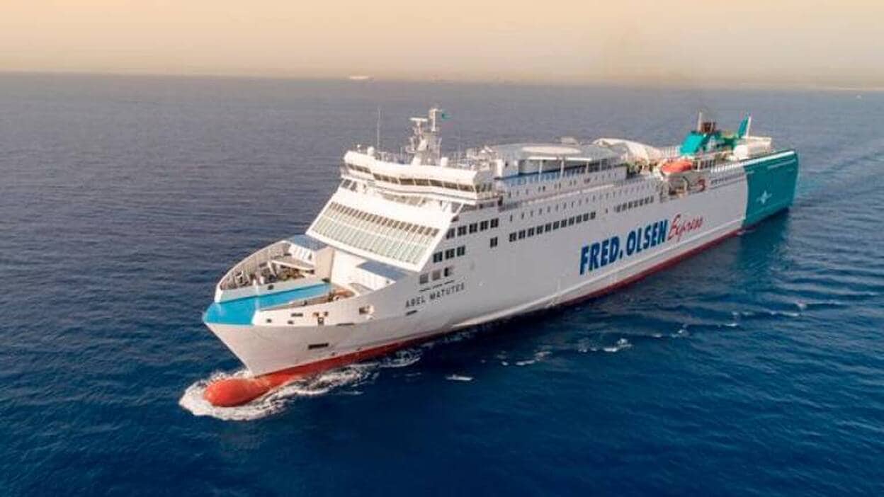 Baleària y Fred Olsen incorporan nuevo barco a la ruta Huelva-Canarias