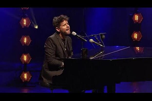 Pablo López da rienda suelta a su lado más salvaje