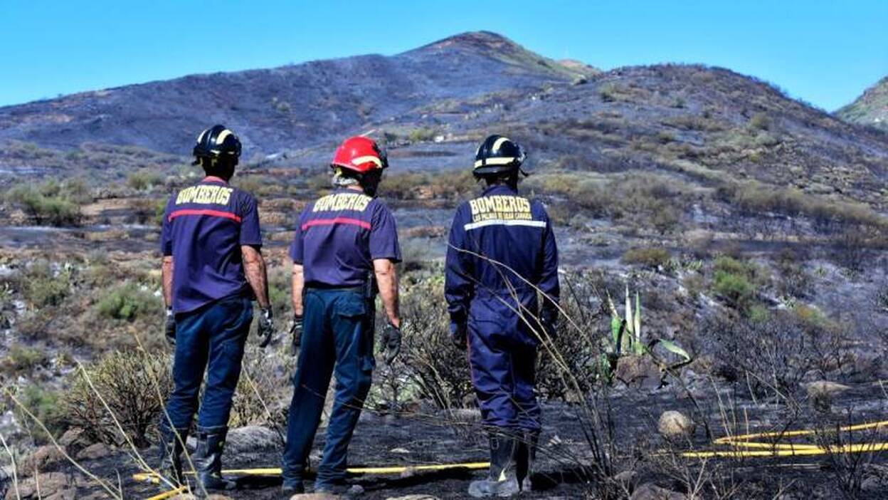 El Gobierno de Canarias declara estabilizado el incendio forestal de Gran Canaria