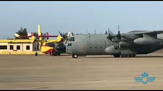 Gran despliegue aéreo contra el fuego