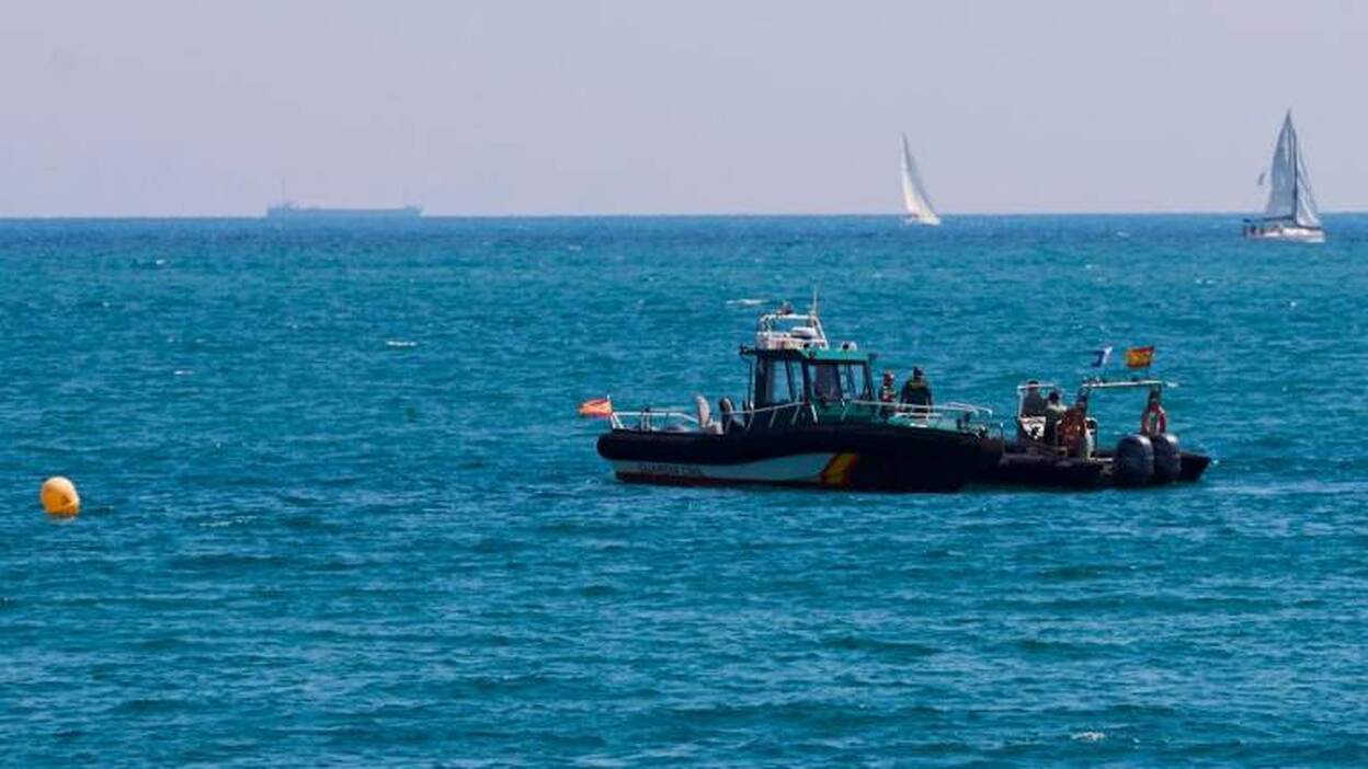 El proyectil, con 70 kilos de TNT, será detonado a 45 metros bajo el mar