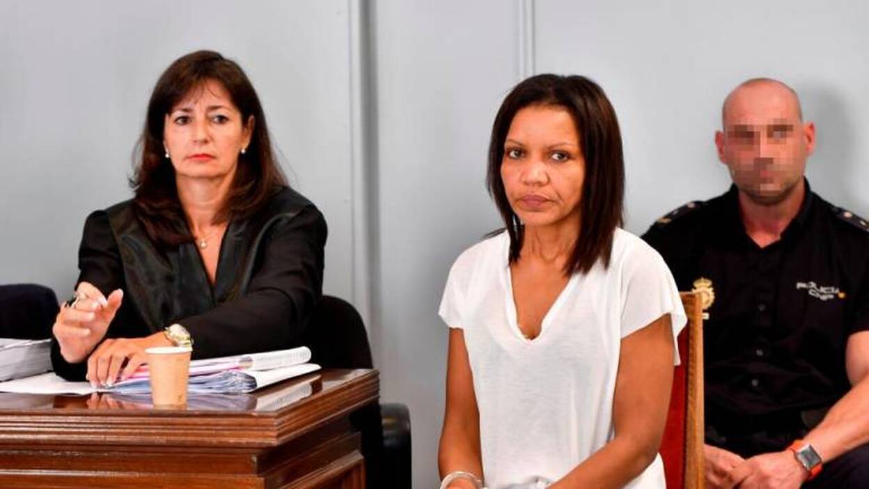 Ana Julia Quezada llora al iniciarse el juicio por el crimen del niño Gabriel