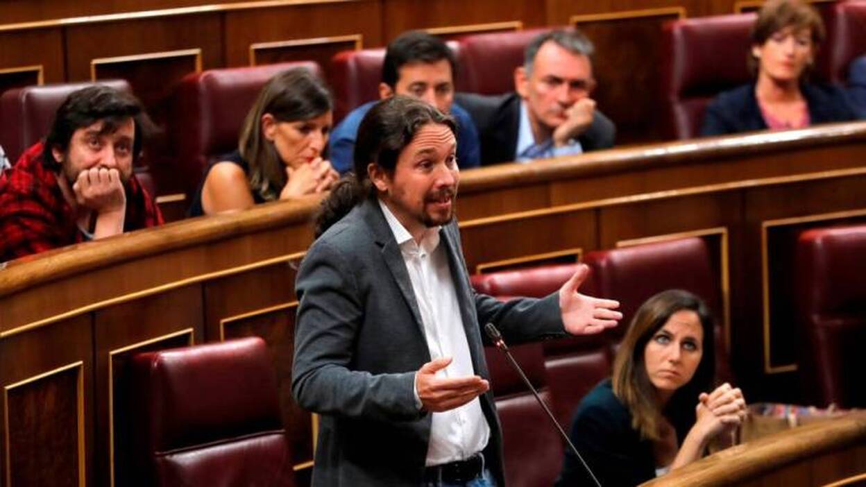 Iglesias evoca el 15M y avisa de que Podemos "no baja los brazos"