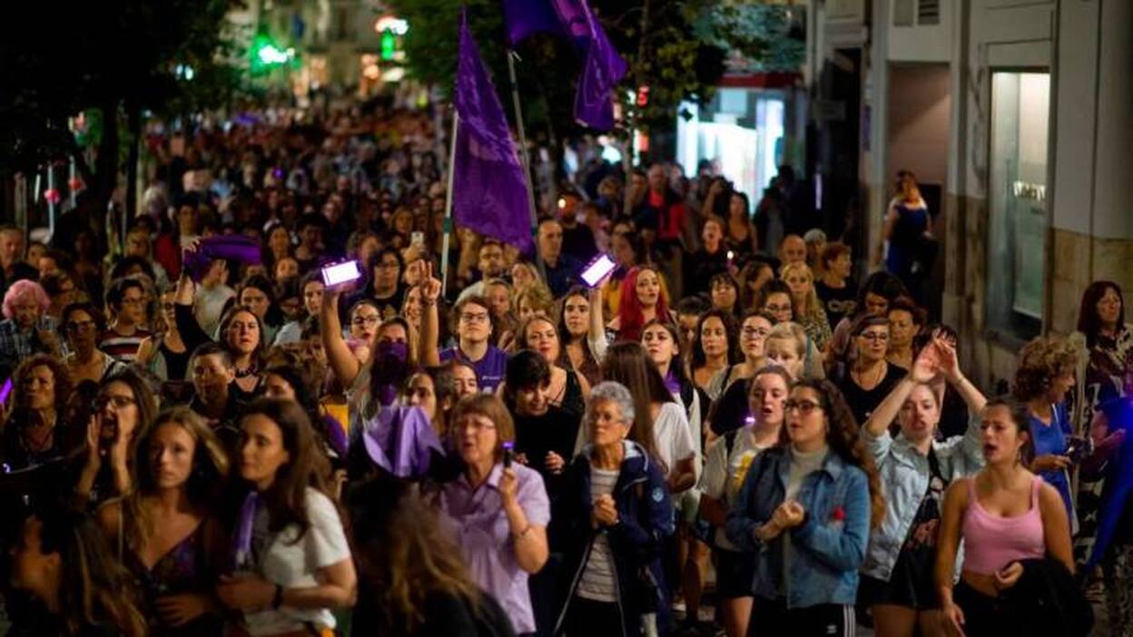 Canarias se suma a ‘La noche violeta’