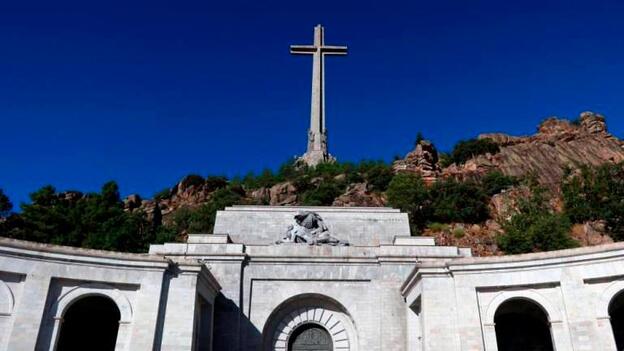 El Supremo despeja la exhumación de Franco: No se necesita licencia de obra
