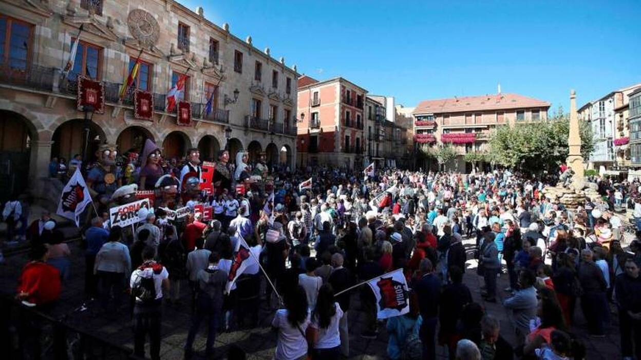 Miles de personas se suman al paro de la 'España Vaciada'