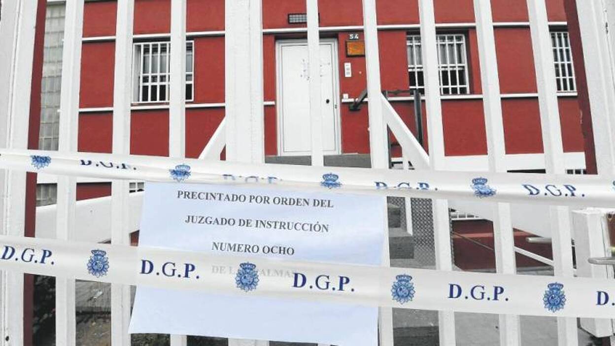 El origen: la muerte de un residente