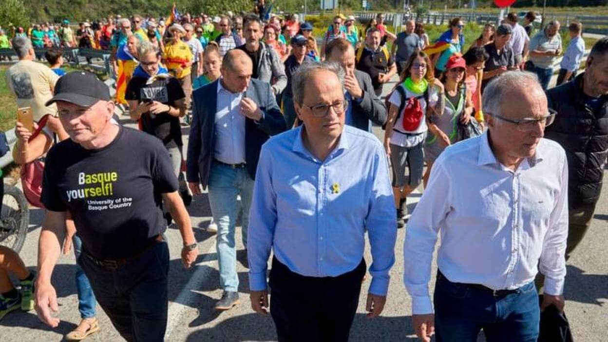 Torra se va de marcha con los separatistas