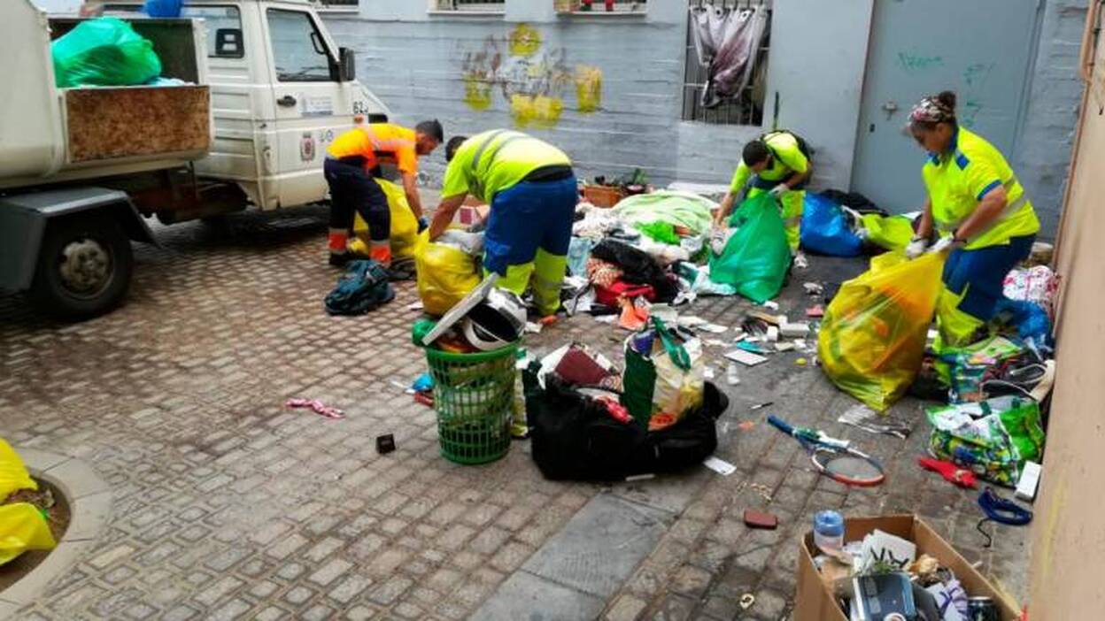 Un vertedero en mitad de la ciudad
