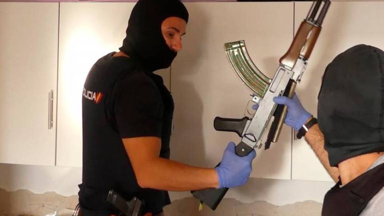 Con drogas y armas en Puerto del Carmen