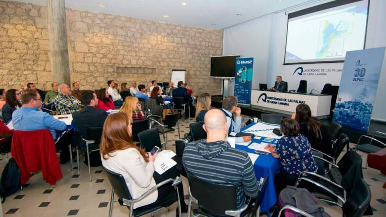 Canarias ordenará el medio marino a semejanza de los planes terrestres