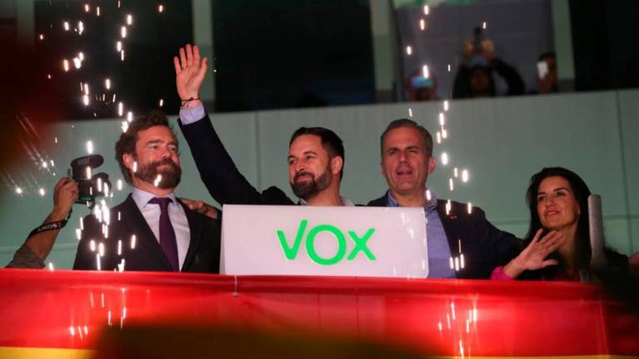 Abascal celebra el ascenso de Vox