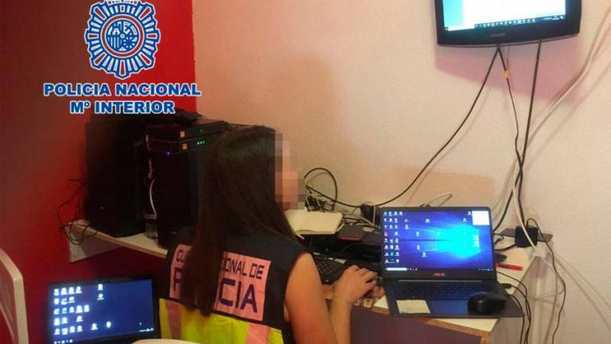 Cae una red que pirateaba canales de pago en Canarias