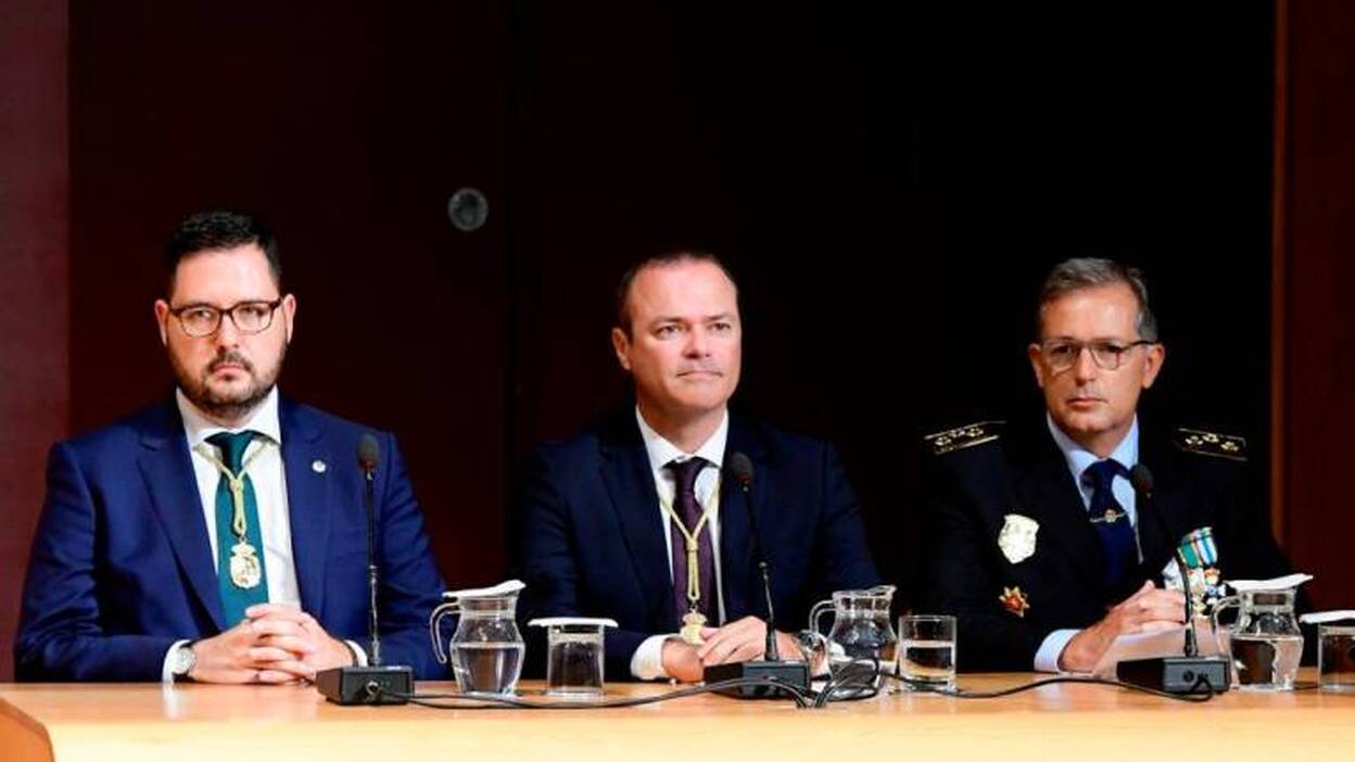 Las nueve quejas que desembocaron en el cese del jefe de la Policía Local