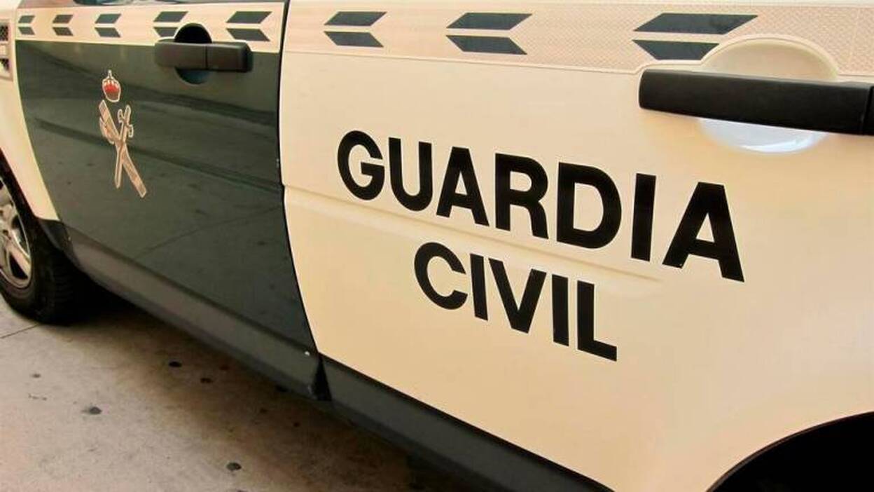 Roban varios objetos y 1.600 euros de una casa en Ingenio
