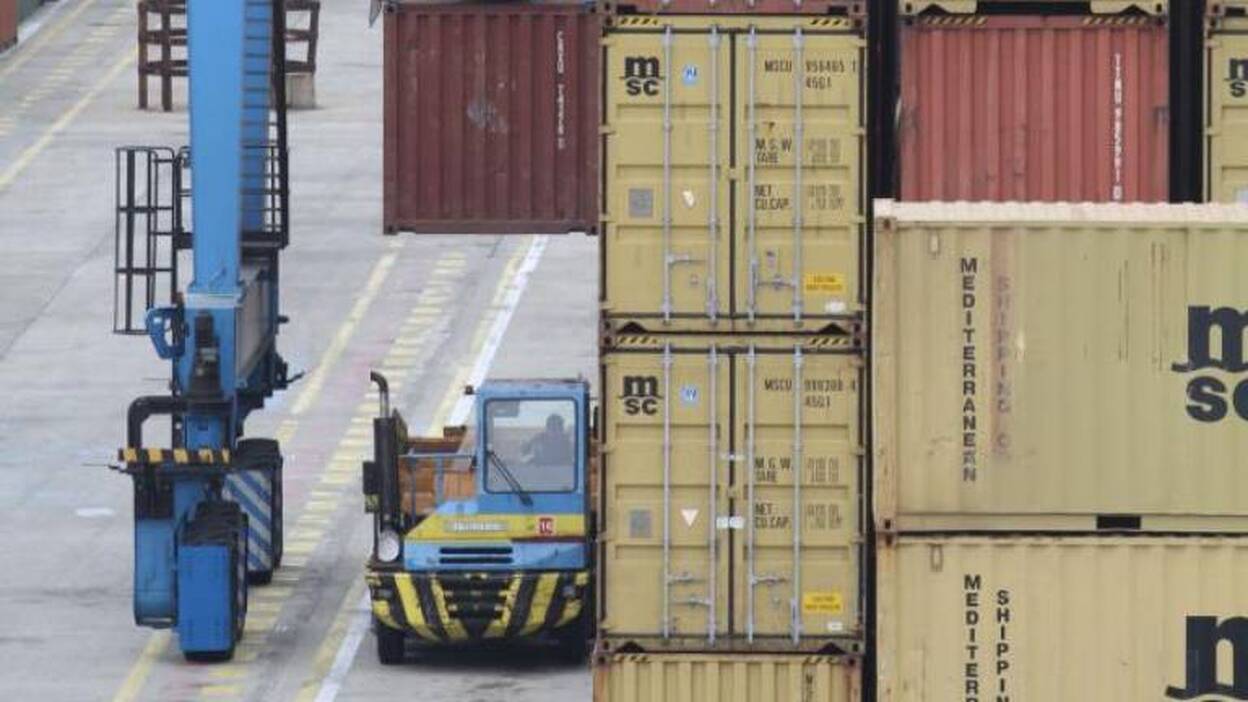 El Gobierno acaba con la amnistía fiscal a estibadores