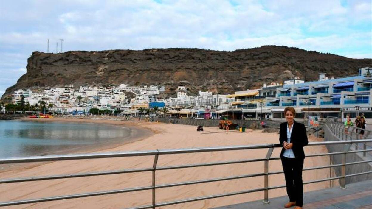 Playa de Mogán mejora con más arena