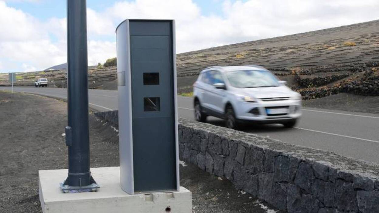 La DGT aplaza la puesta en uso de los radares de Yaiza y Tinajo