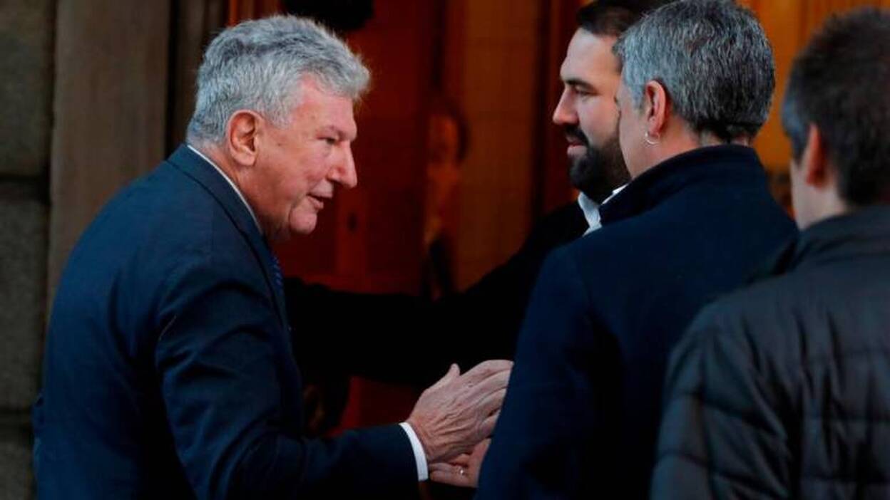 Quevedo pide "concreciones" de Sánchez