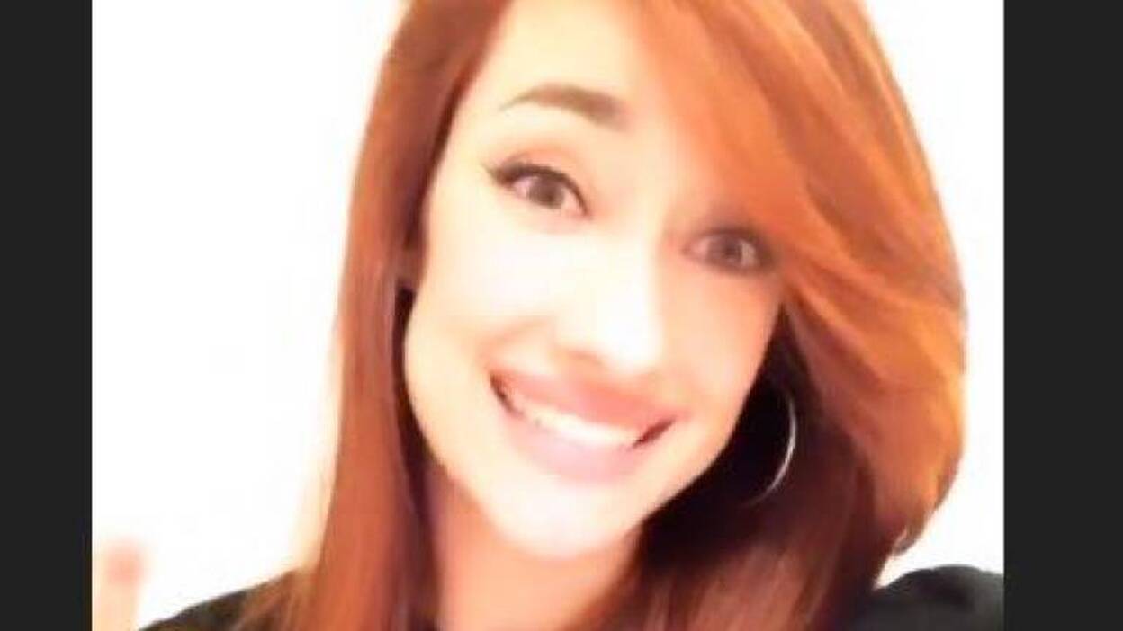 Adara sorprende con un cambio de look