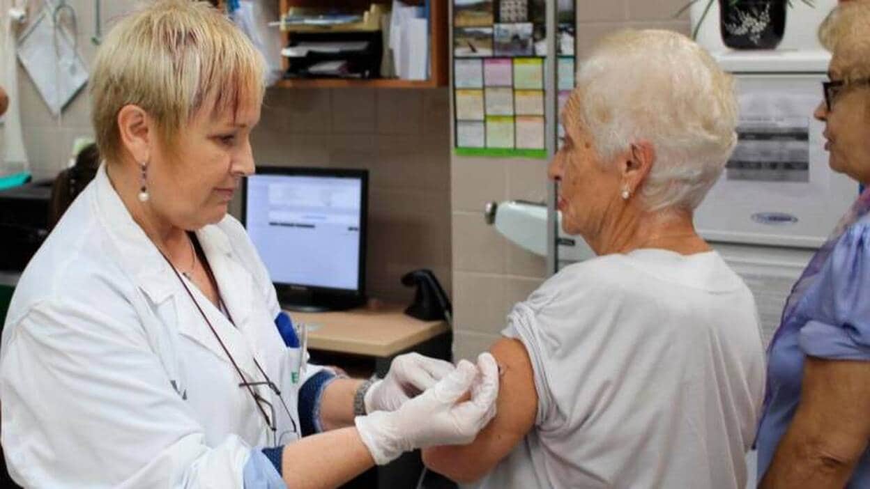 La gripe en Canarias sigue en fase preepidémica pero ya se ha cobrado dos vidas