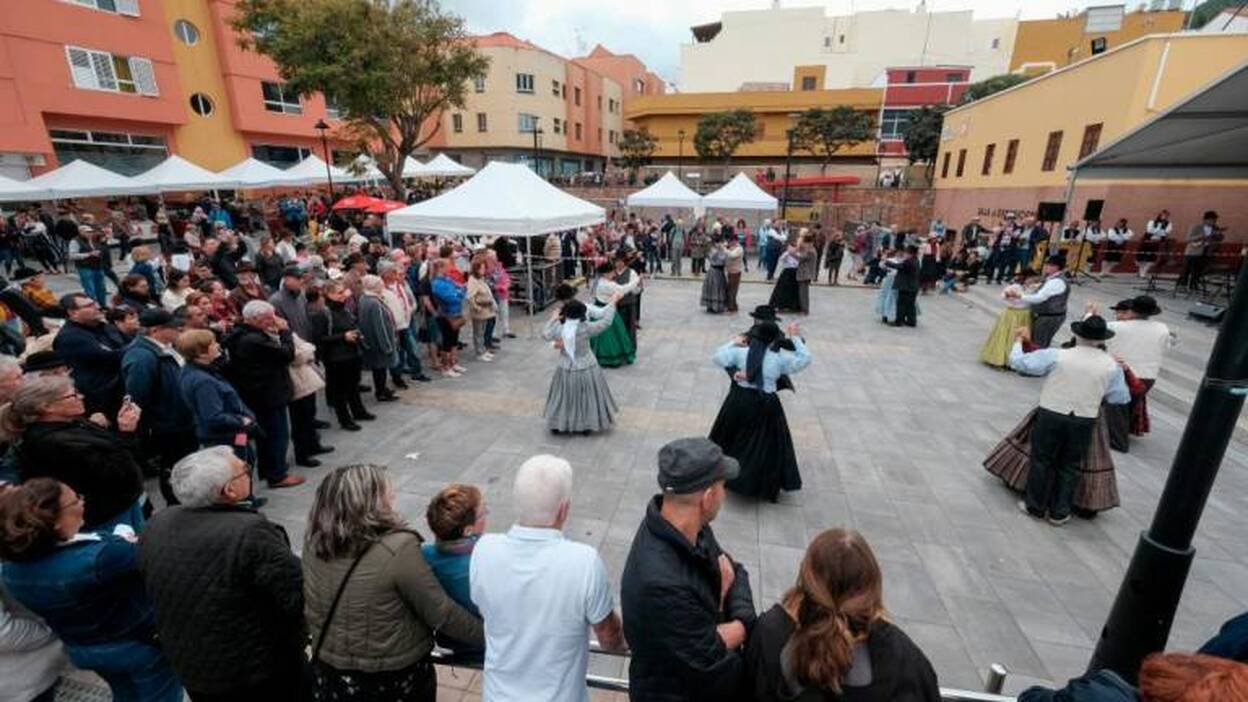 La gran fiesta de los almendreros en flor desborda Valsequillo
