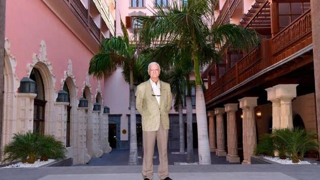 Manuel Ramos Almenara /  Antonio Martel 