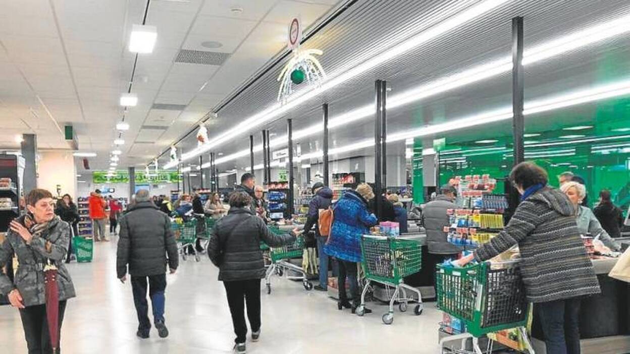 Mercadona toma medidas para atajar las avalanchas