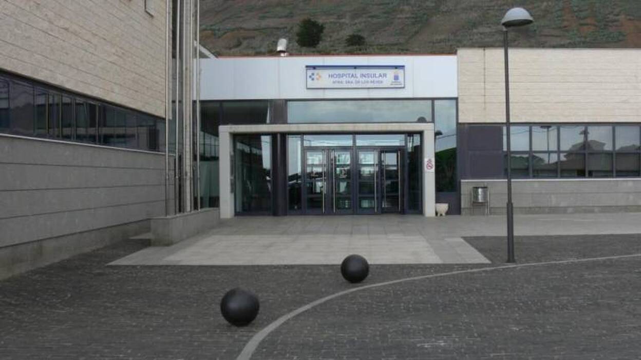 Sanidad garantiza las Urgencias en el hospital de El Hierro