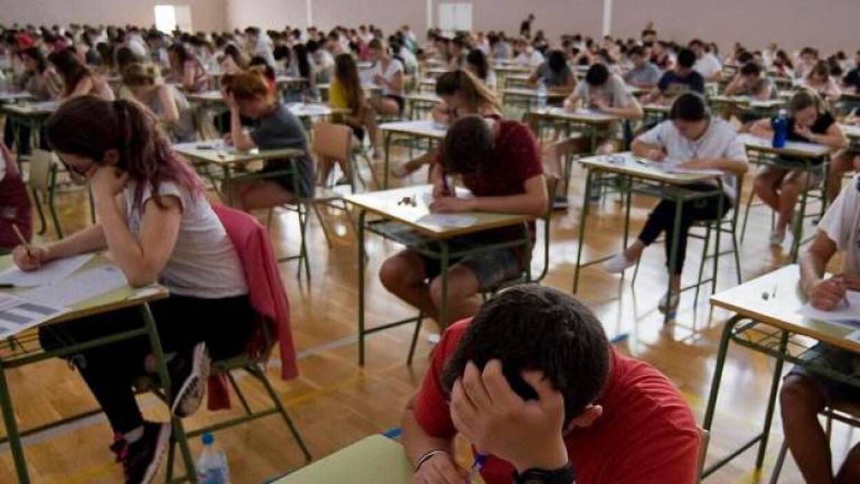 Educación propondrá que la EBAU se celebre en la primera quincena de julio