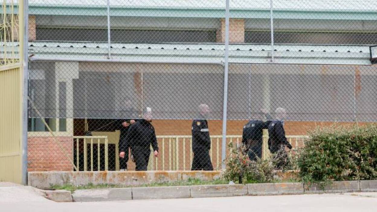 Prisiones reparte mascarillas entre los presos