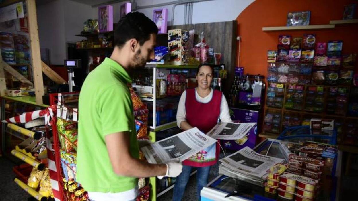"El reparto a domicilio y la venta de periódicos ha aumentado entre los vecinos"