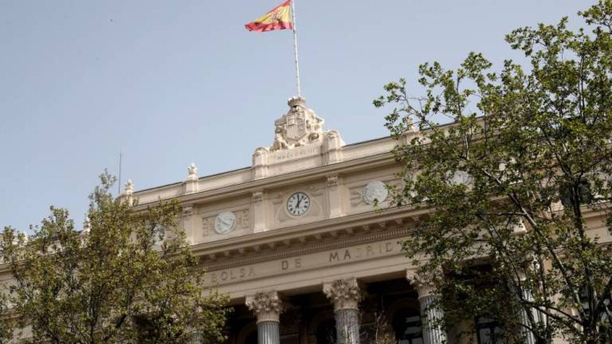 La Bolsa española amplía las pérdidas al 2% tras la apertura