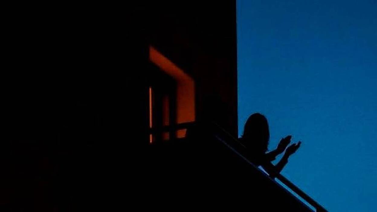 La vigilancia ‘de balcón’ genera suspicacias entre los vecinos