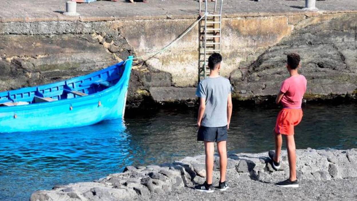 Salvamento localiza otras dos pateras al sur de Canarias