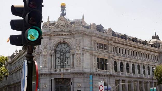 Denuncian abusos de la banca en la venta de seguros