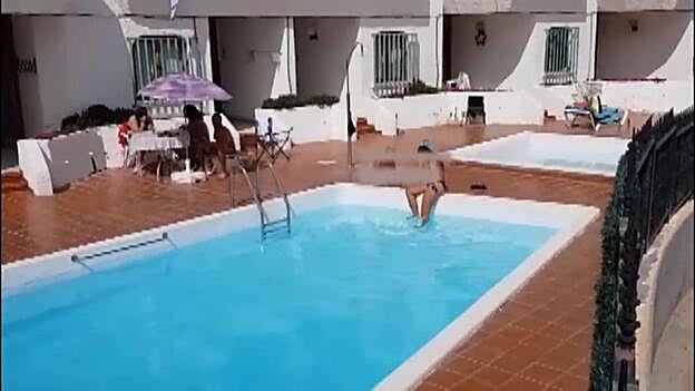 Denunciados por encontrarse en una fiesta en la piscina en plena cuarentena