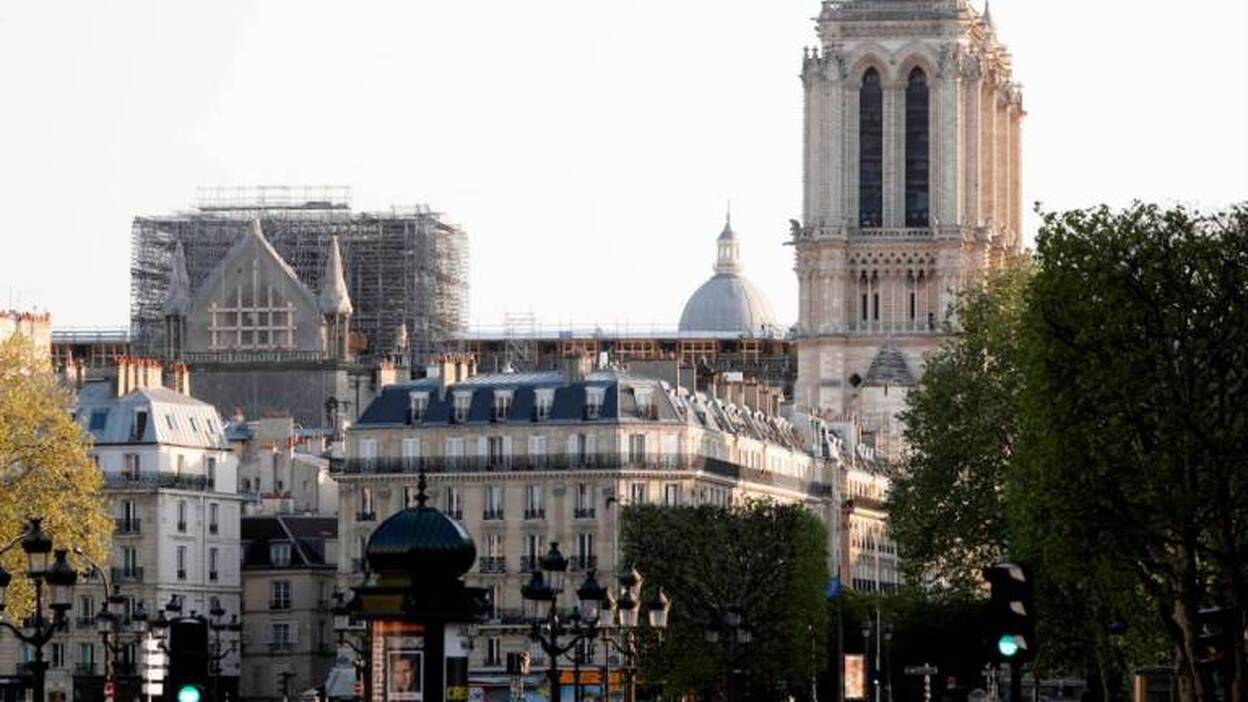 Notre Dame: un año del terrible incendio