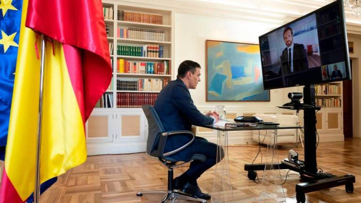 Sánchez y Casado acuerdan que el pacto se negocie en el Congreso