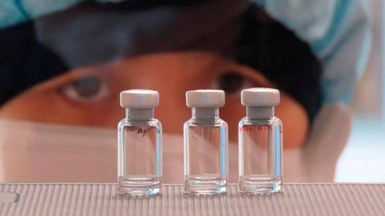 Primeras inyecciones de una posible vacuna en Reino Unido