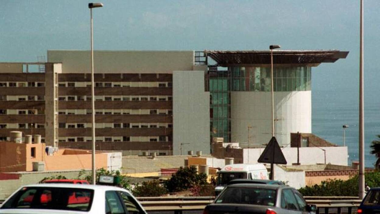 Canarias supera las mil altas pero suma siete muertos más por coronavirus