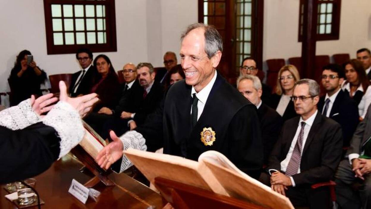 Los abogados, en contra de habilitar agosto