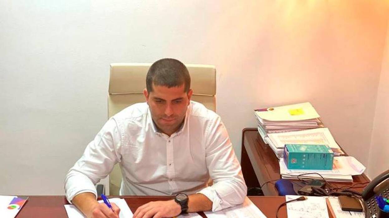 Los Centros tienen 5 millones para obras y compras