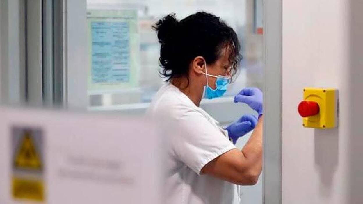 La mortalidad en España baja a niveles del principio del confinamiento con 143 fallecidos